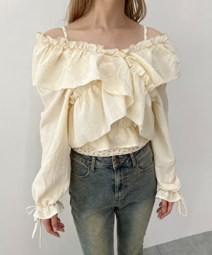 ホワイトアイボリー モデル：160㎝ F着用