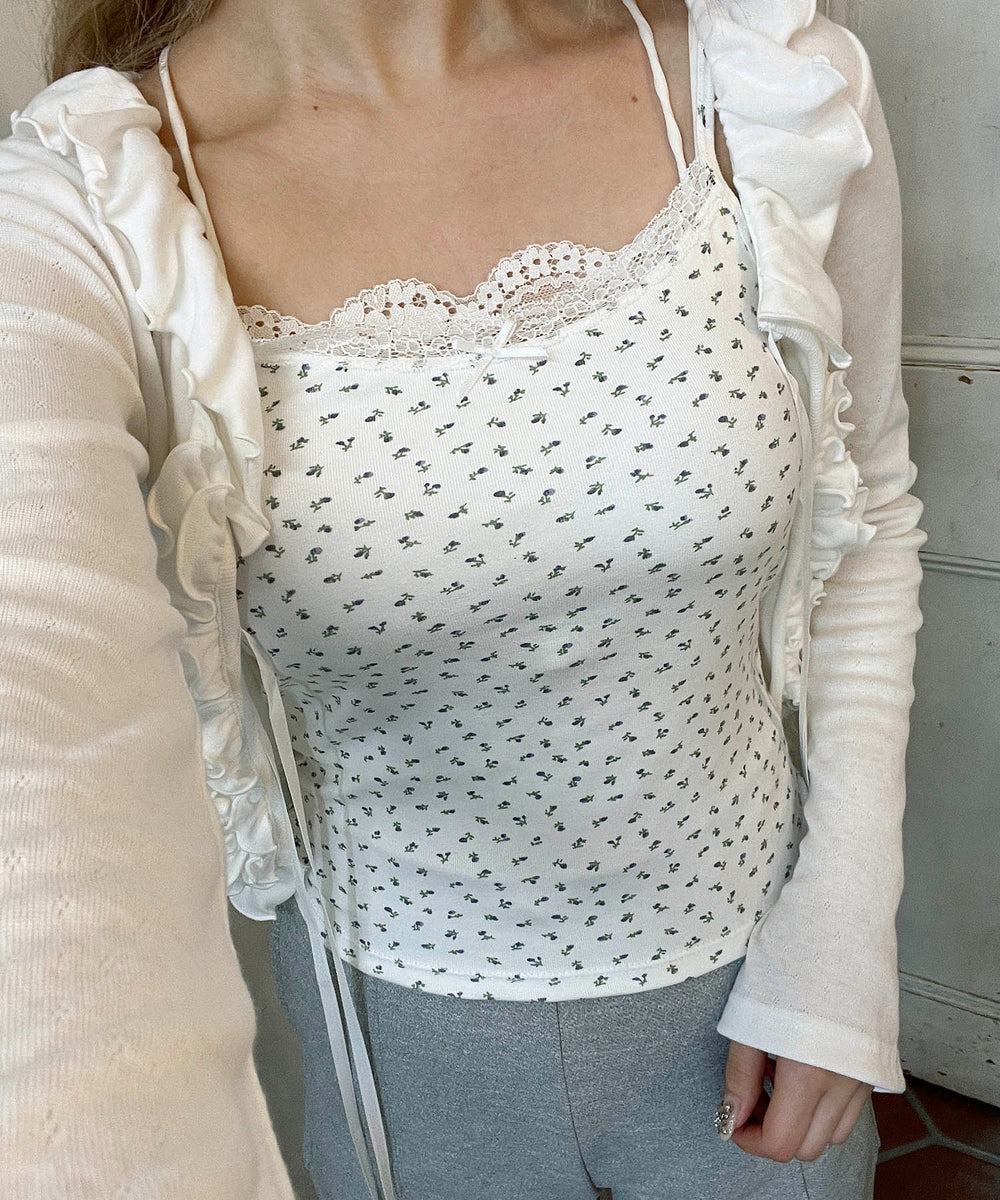 ホワイト モデル：160㎝ F着用