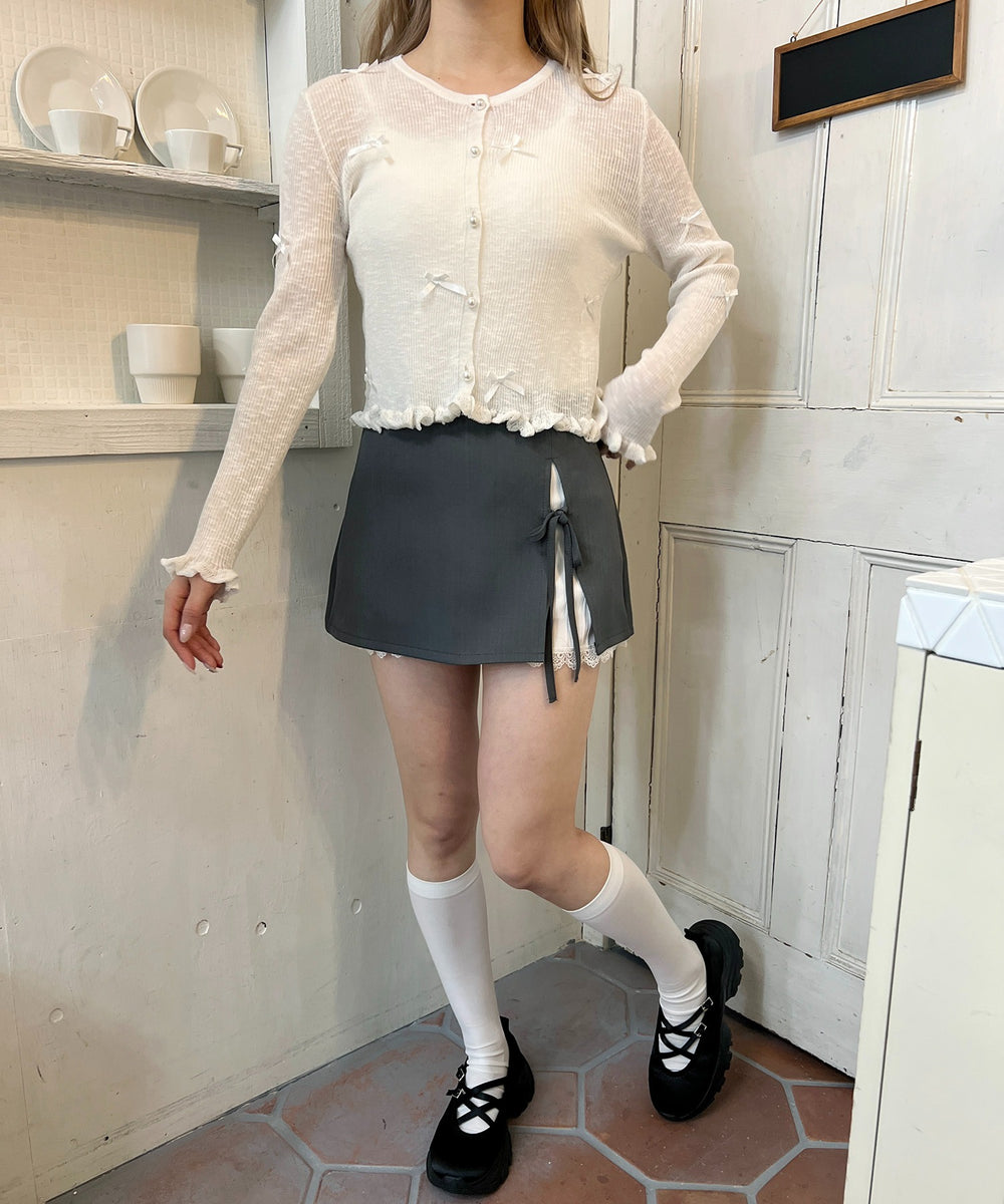 ホワイト モデル：160㎝ F着用