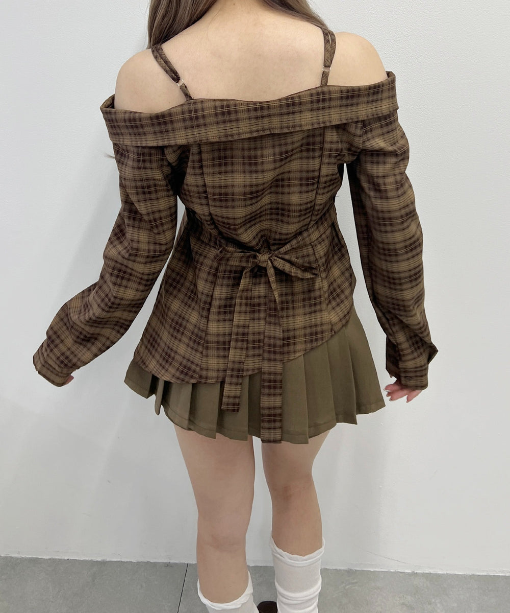 ブラウン モデル：160㎝ F着用