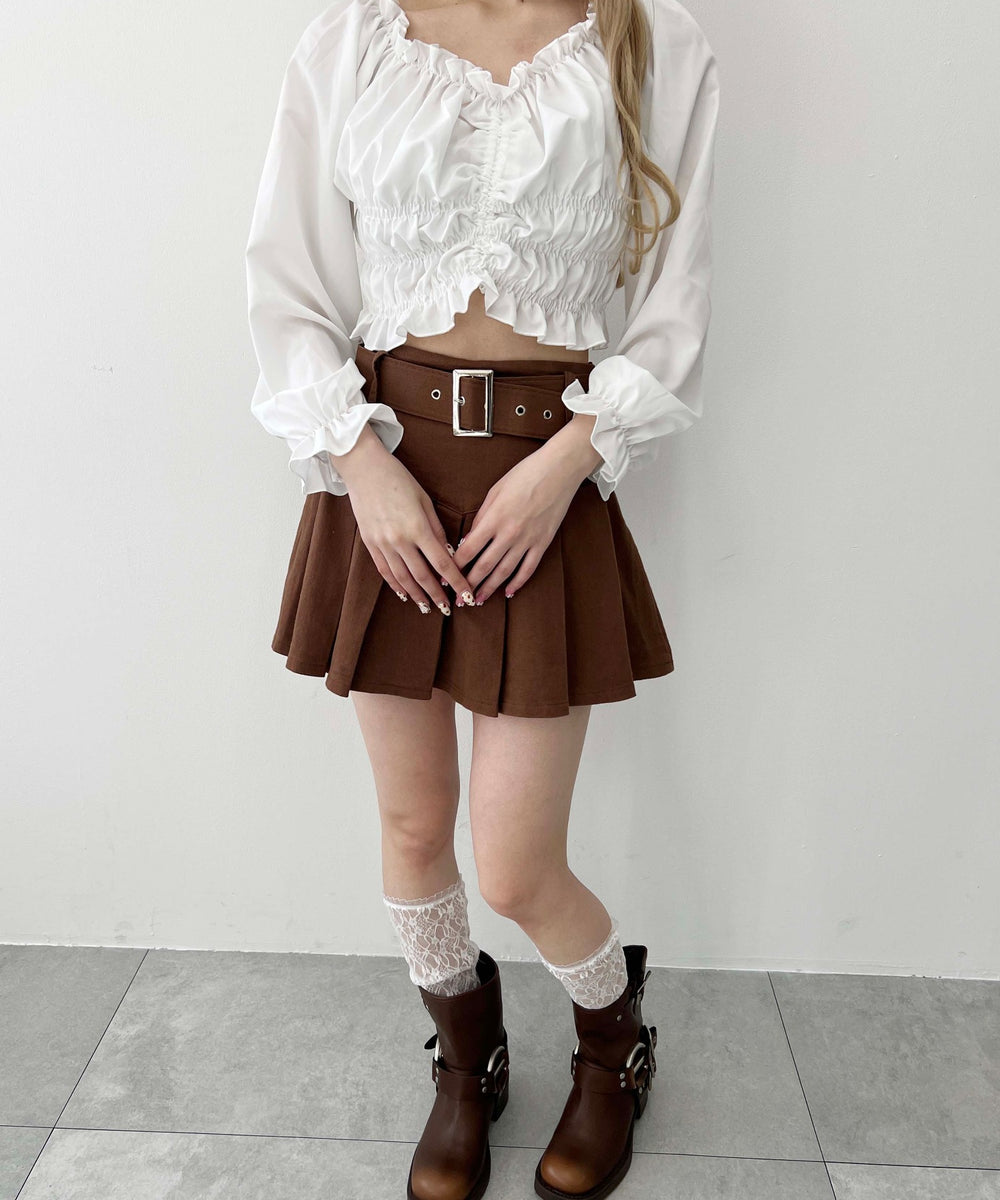 ホワイト モデル：160㎝ F着用