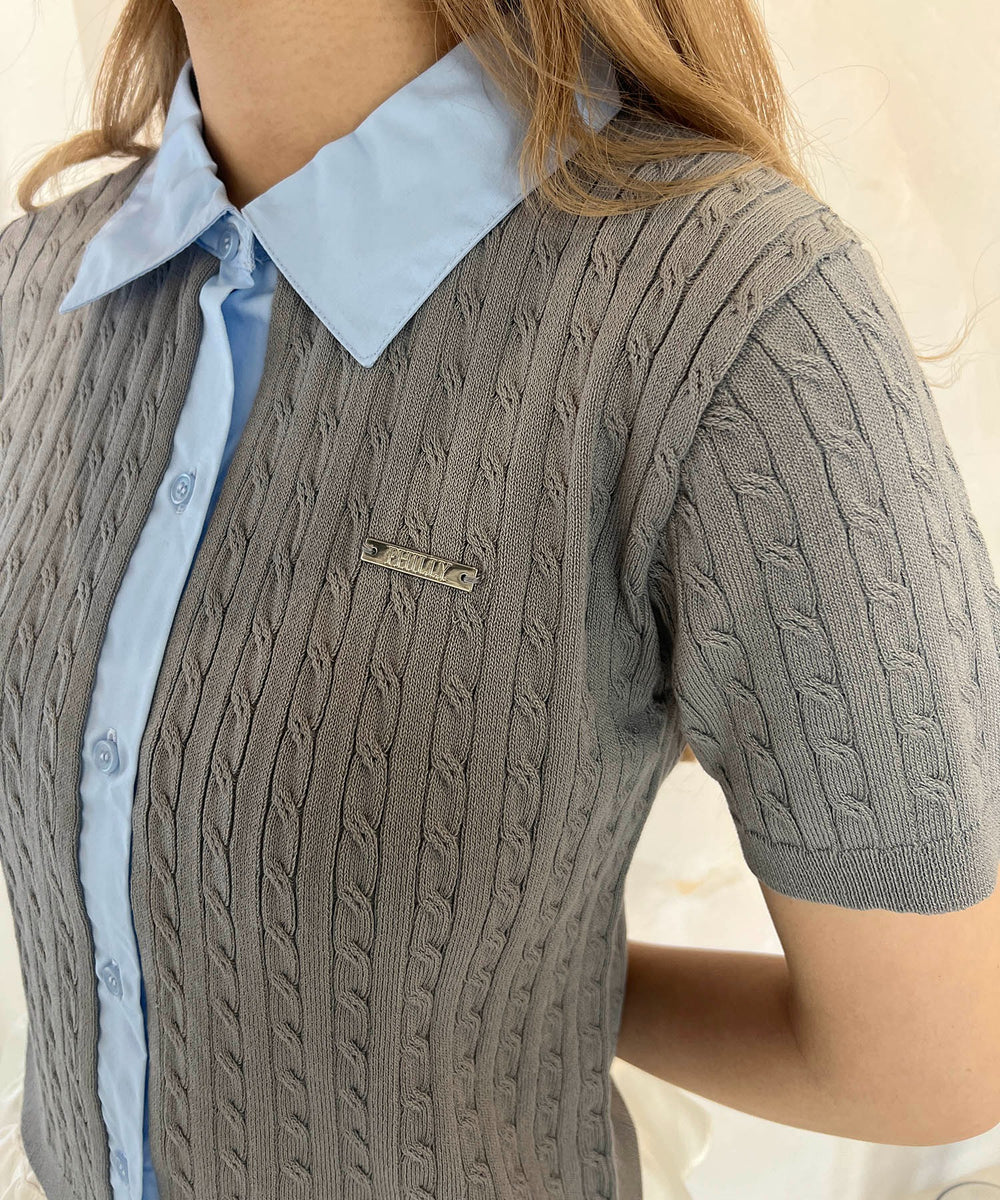 グレー モデル：160㎝ F着用