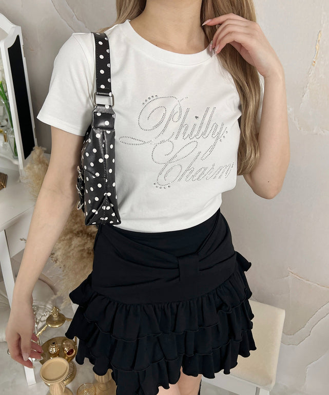 ホワイト モデル：160㎝ F着用