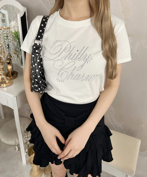 ホワイト モデル：160㎝ F着用