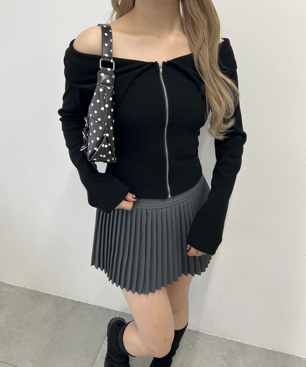 ブラック モデル：160㎝ F着用