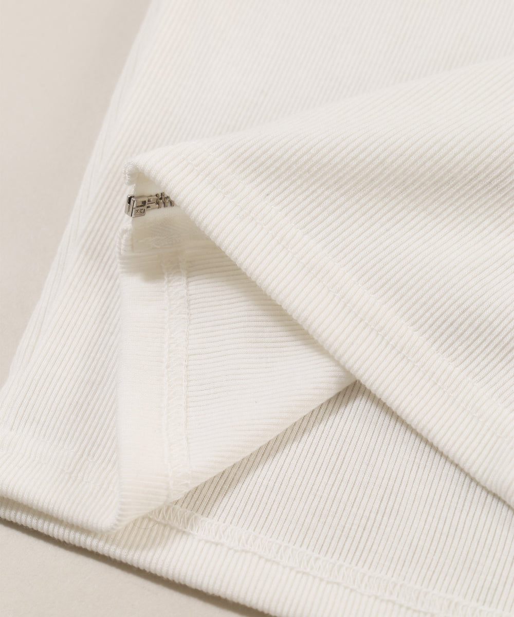 オフショルジップトップス