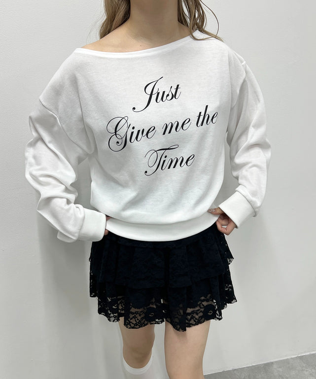 ホワイト モデル：160㎝ F着用