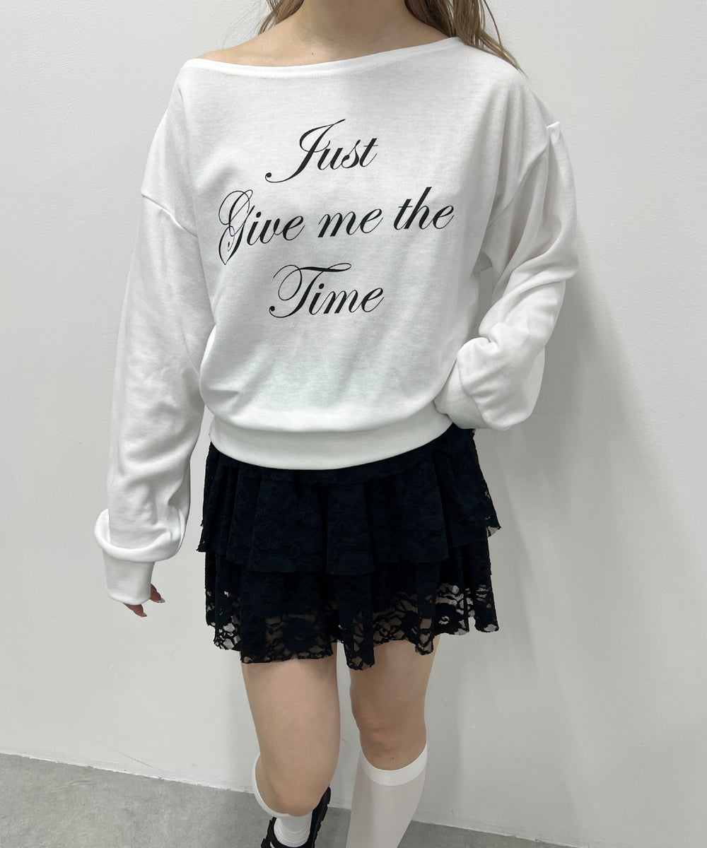 ホワイト モデル：160㎝ F着用