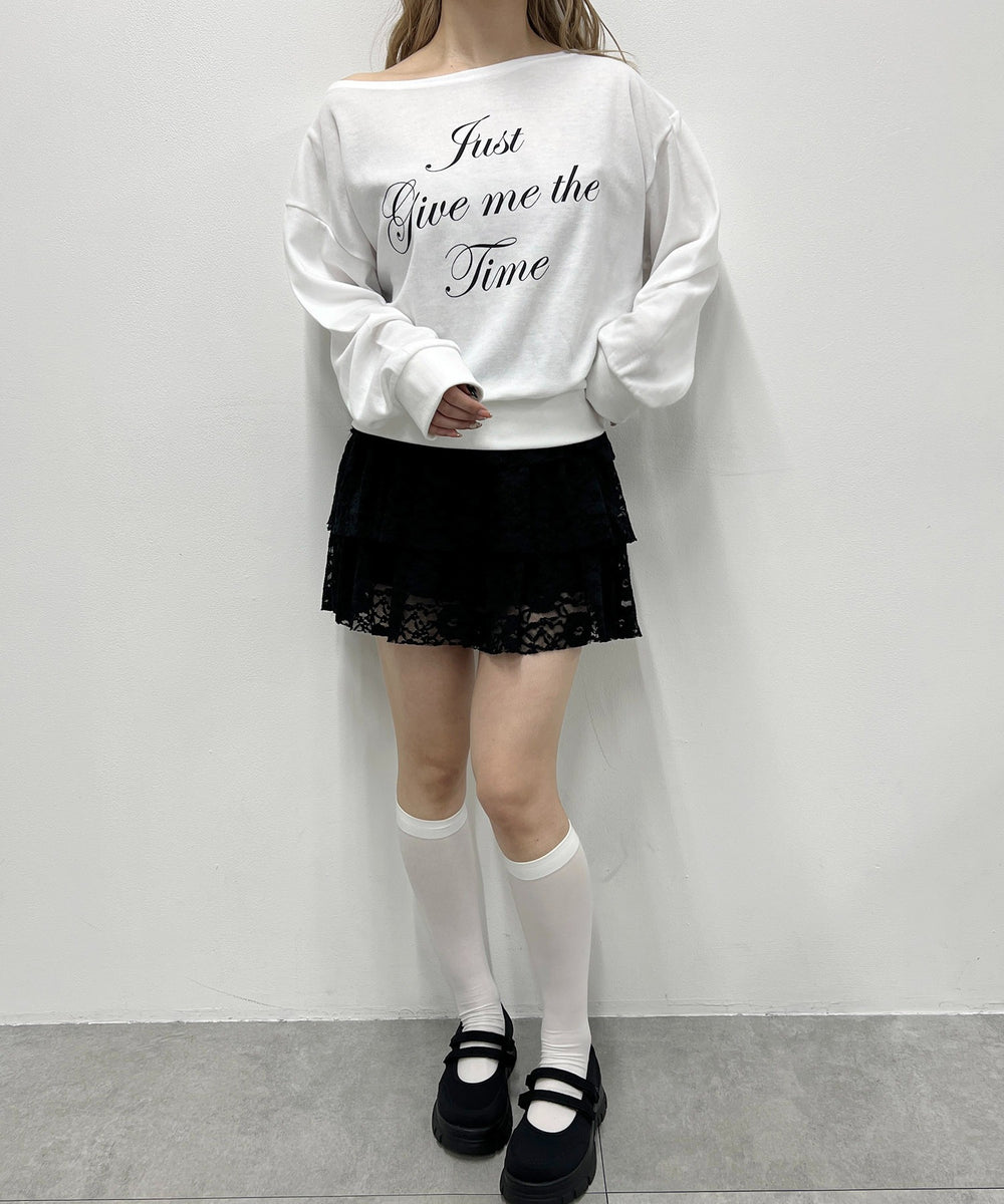 ホワイト モデル：160㎝ F着用