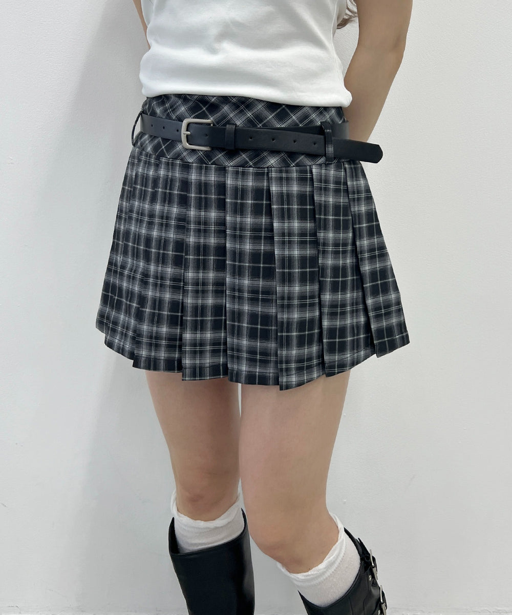 ブラック モデル：160㎝ F着用