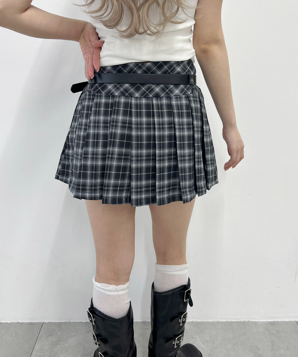 ブラック モデル：160㎝ F着用