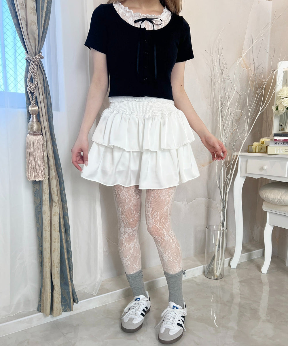 ホワイト モデル：160㎝ F着用