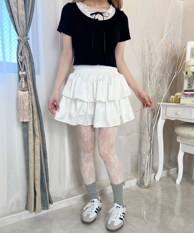 ホワイト モデル：160㎝ F着用