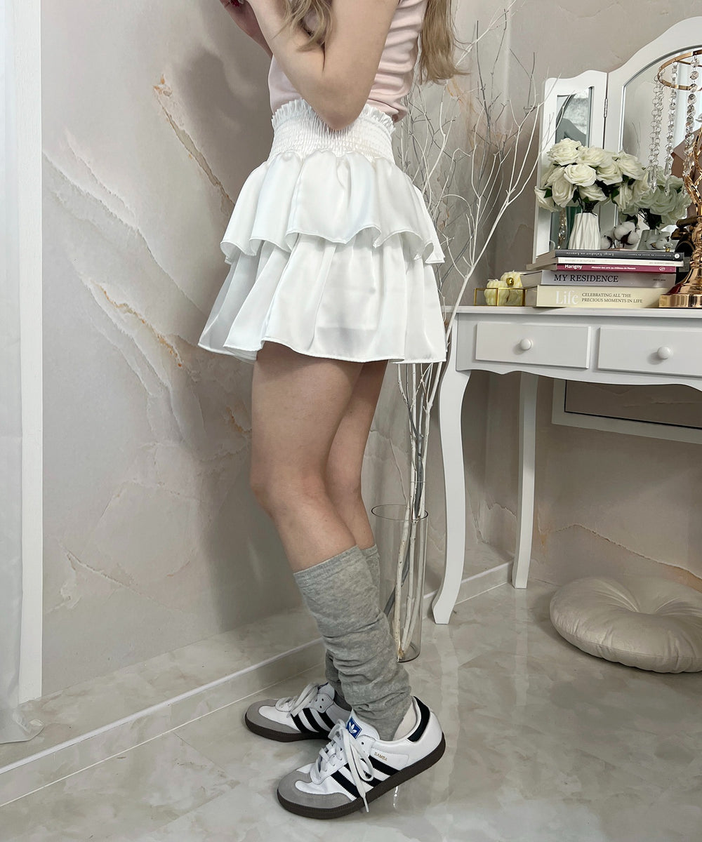 ホワイト モデル：160㎝ F着用