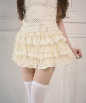 ホワイトアイボリー モデル：164㎝ F着用