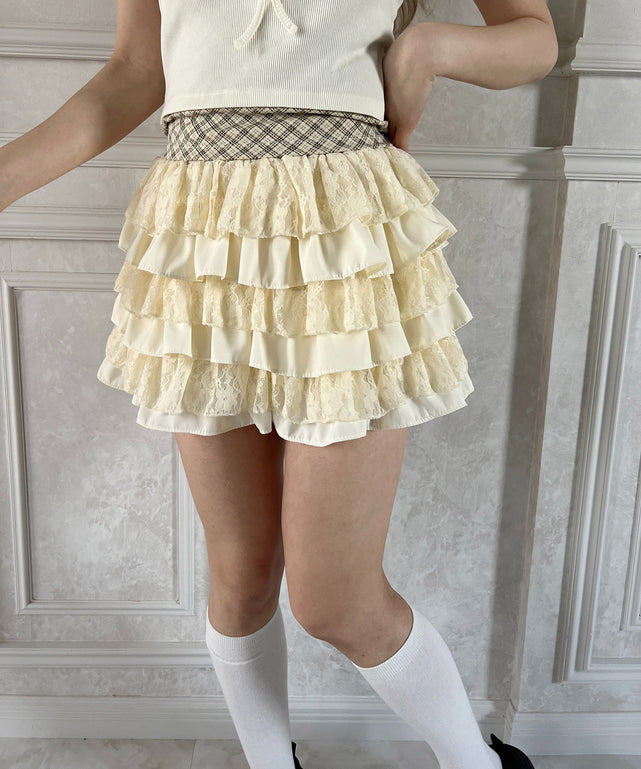 ホワイトアイボリー モデル：160㎝ F着用