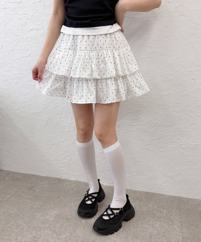 ホワイト モデル：160㎝ F着用