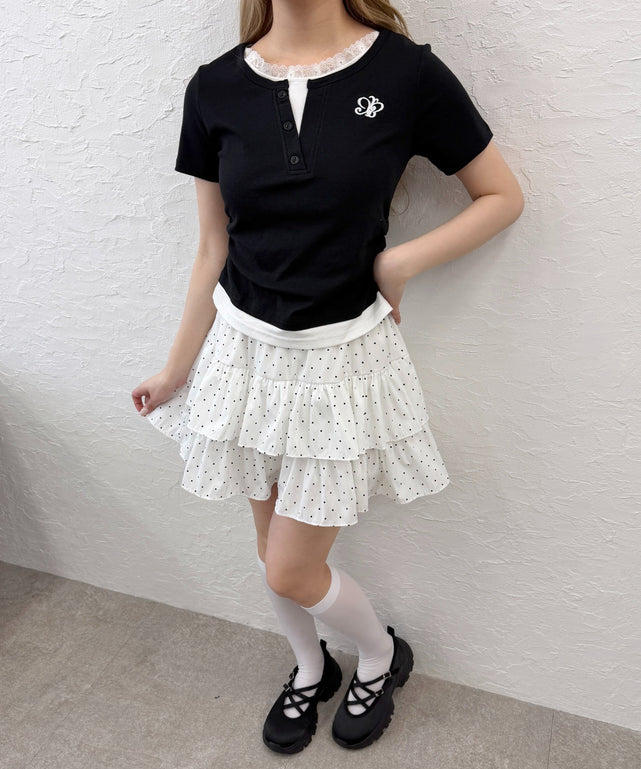 ホワイト モデル：160㎝ F着用