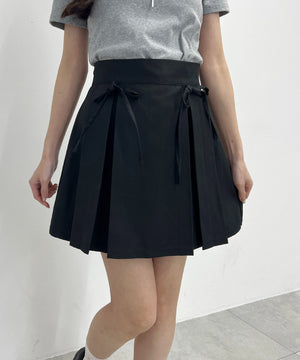 ブラック モデル：157㎝ F着用