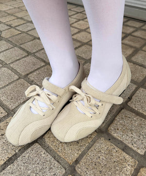 ホワイトアイボリー