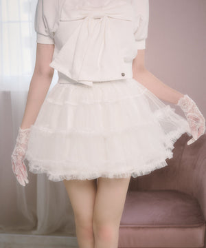 ホワイト モデル：164㎝ F着用