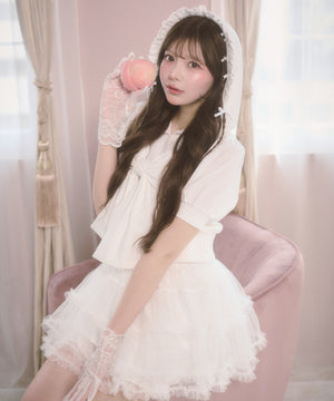 ホワイト モデル：164㎝ F着用