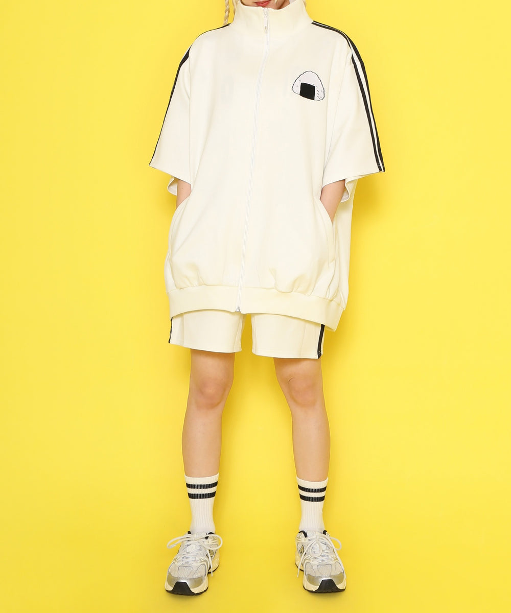 身長：165cm　サイズ3