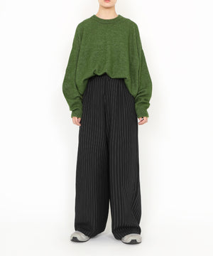 カーキ モデル：165㎝ １着用