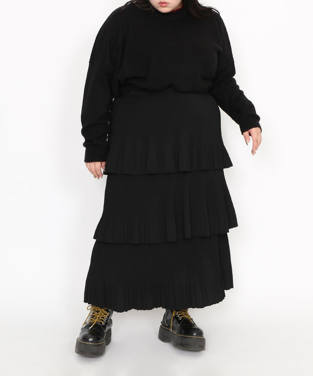 ブラック モデル：163㎝ 4着用