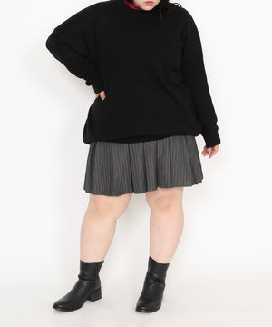 ブラック モデル：163㎝ 4着用