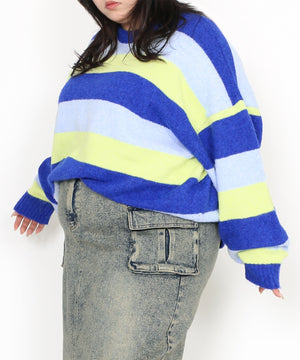 ブルー モデル：163㎝ ４着用