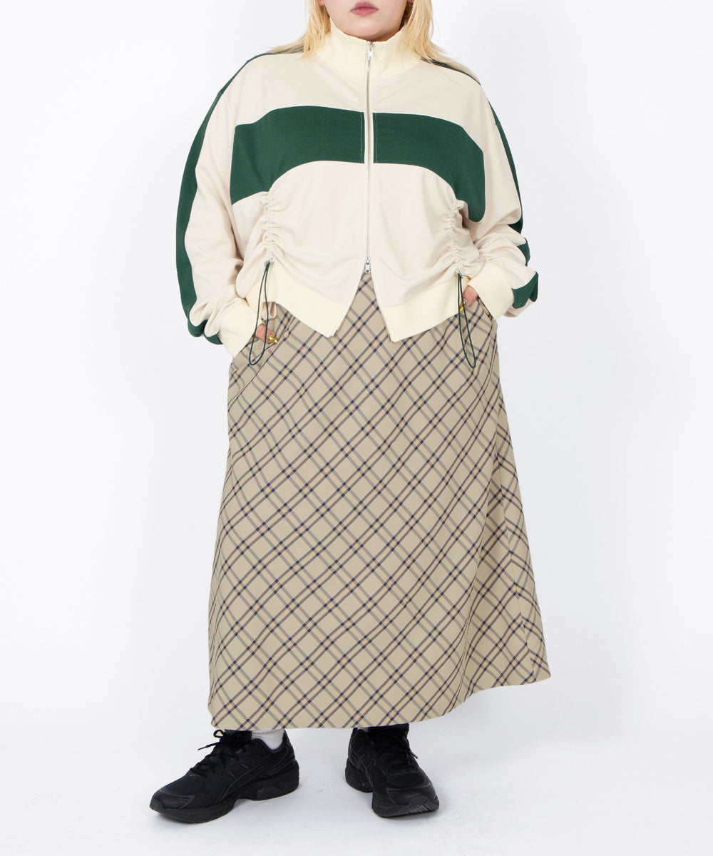 身長：163cm　サイズ4