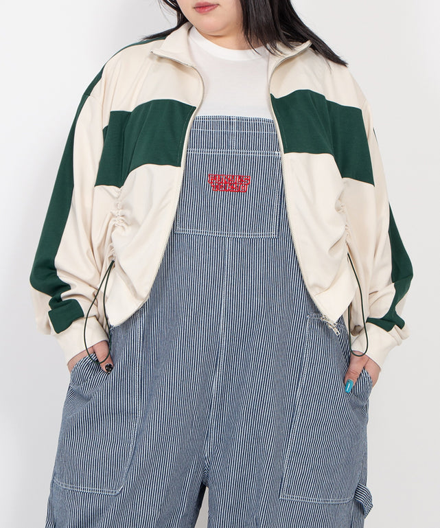 身長：163cm　サイズ5