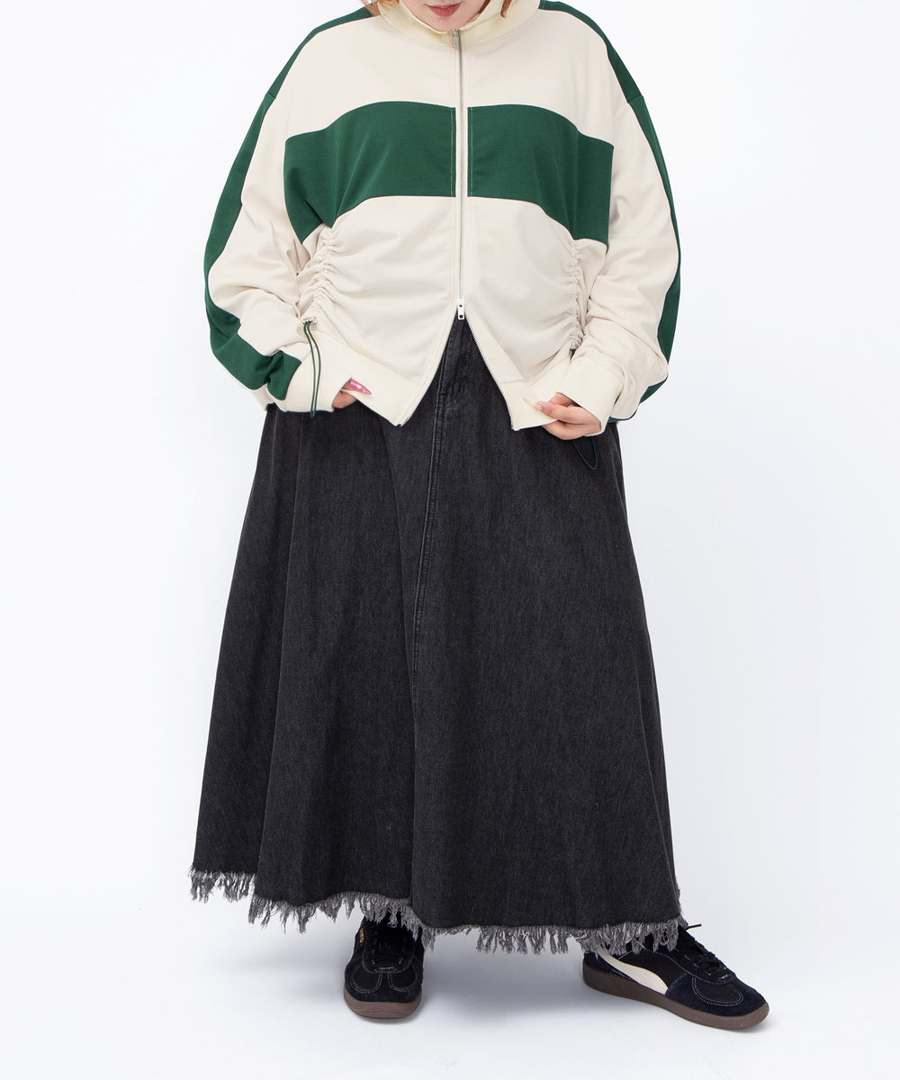 身長：163cm　サイズ4