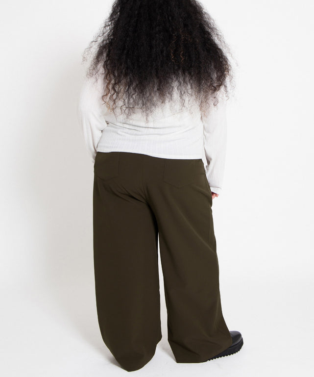 身長：160cm　サイズ4