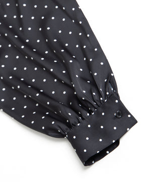 リボン付きドットブラウス