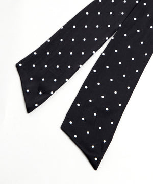 リボン付きドットブラウス