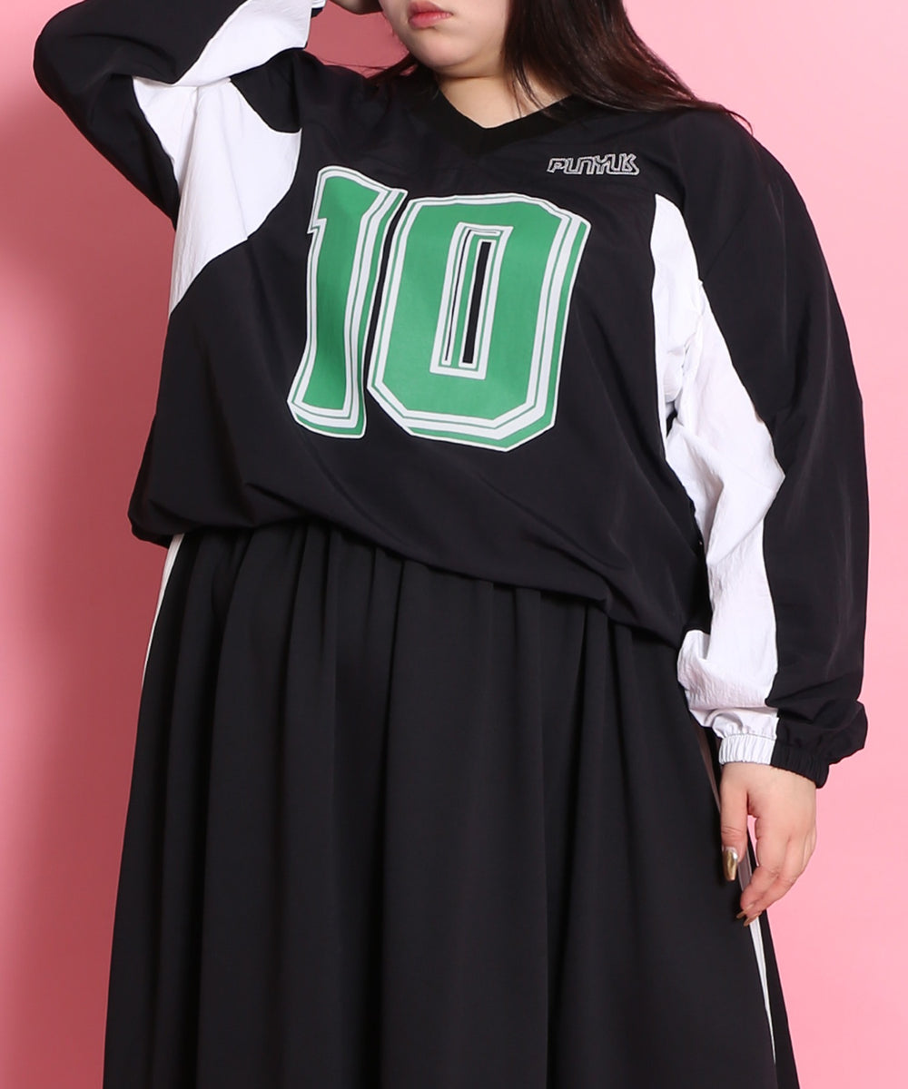 身長：163cm　サイズ4