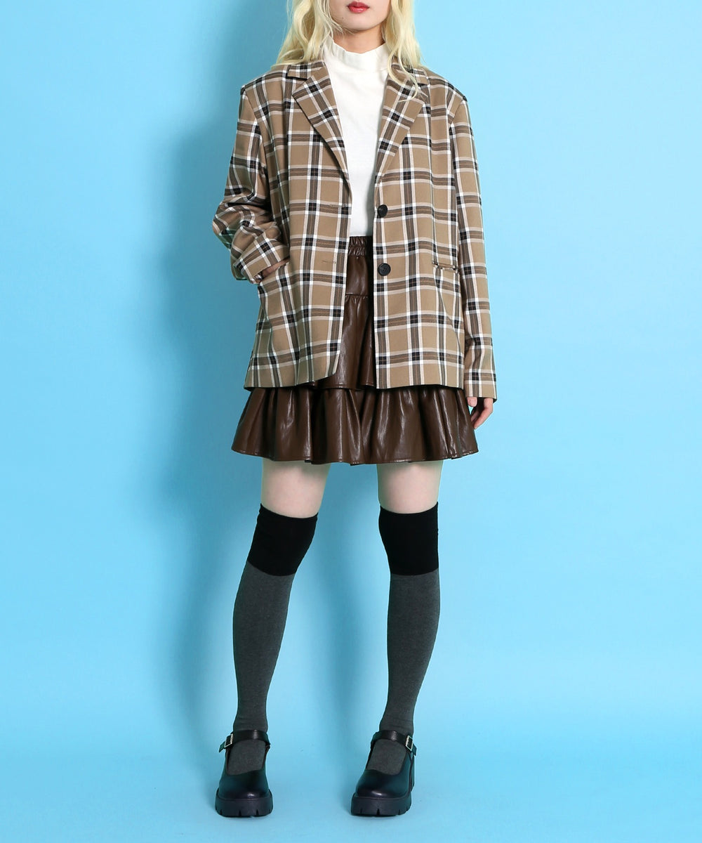 ベージュ モデル：165cm　サイズ1