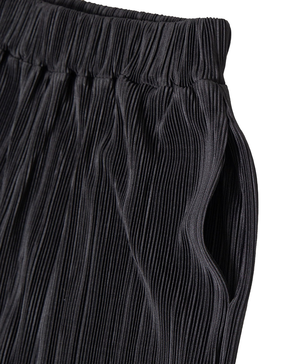 セルフカットプリーツパンツ