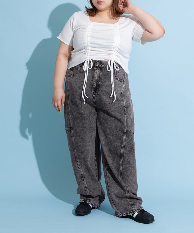 身長：163cm　サイズ3