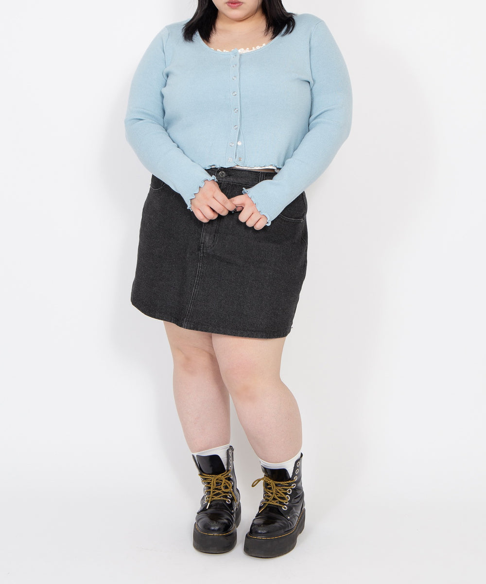 身長：163cm サイズ4