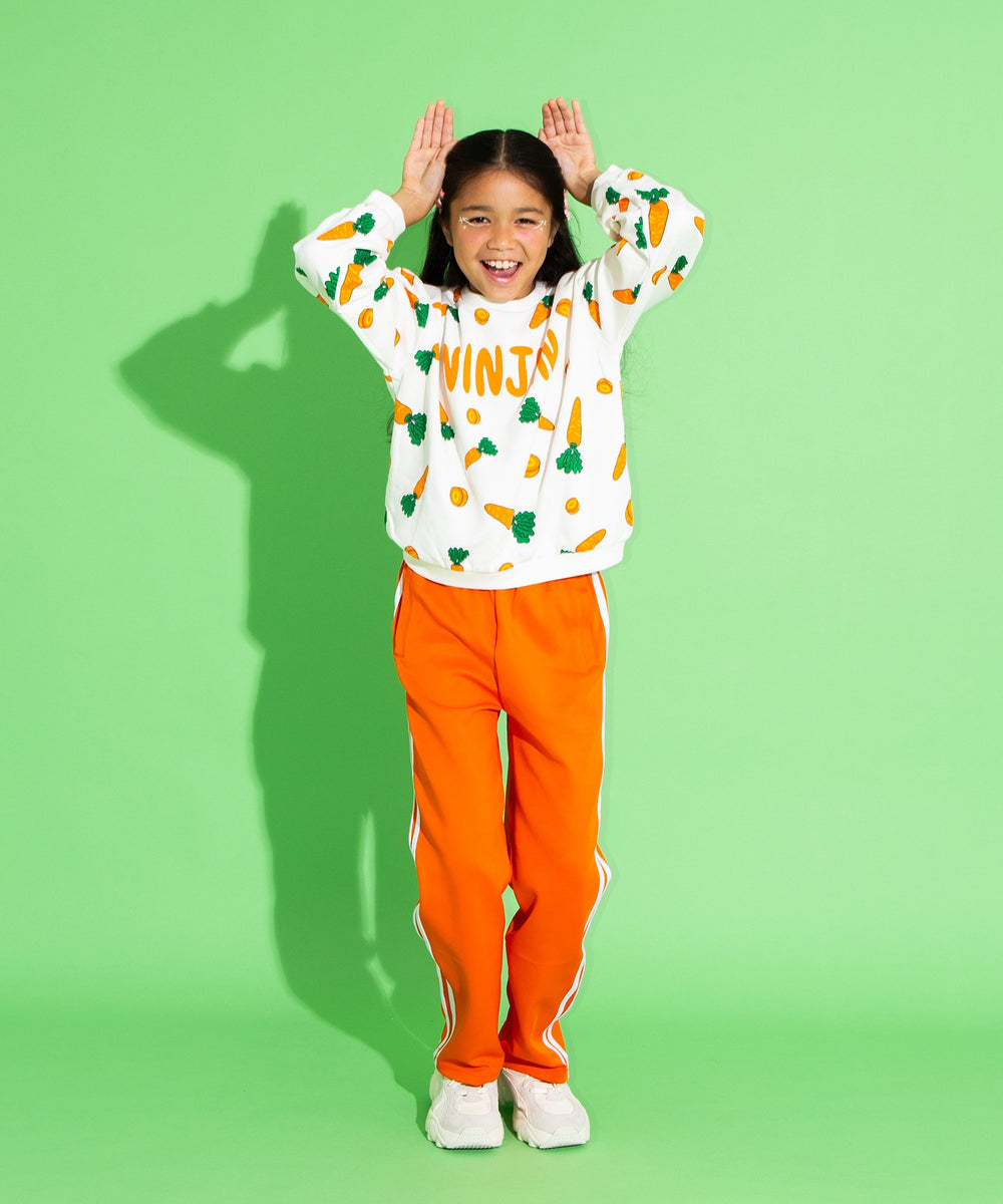 身長：134cm　サイズ140