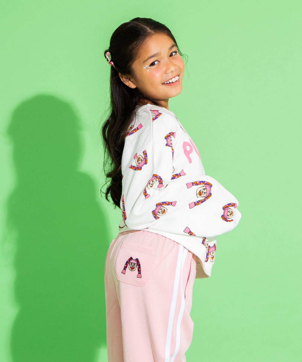 身長：134cm　サイズ140