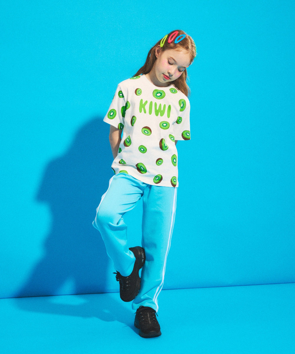 身長：136cm　サイズ140