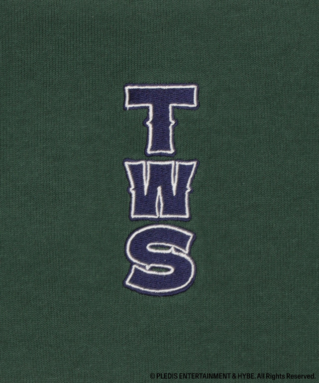 ダークグリーン