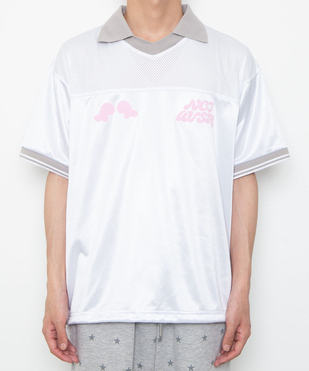 ホワイト モデル：175cm L着用