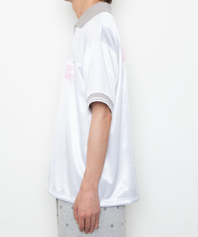 ホワイト モデル：175cm L着用