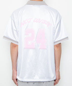 ホワイト モデル：175cm L着用