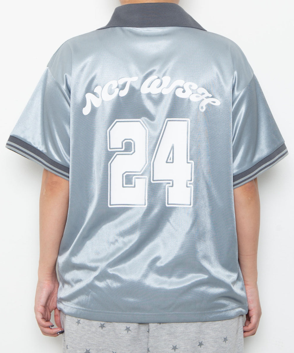 グレー モデル：157cm M着用